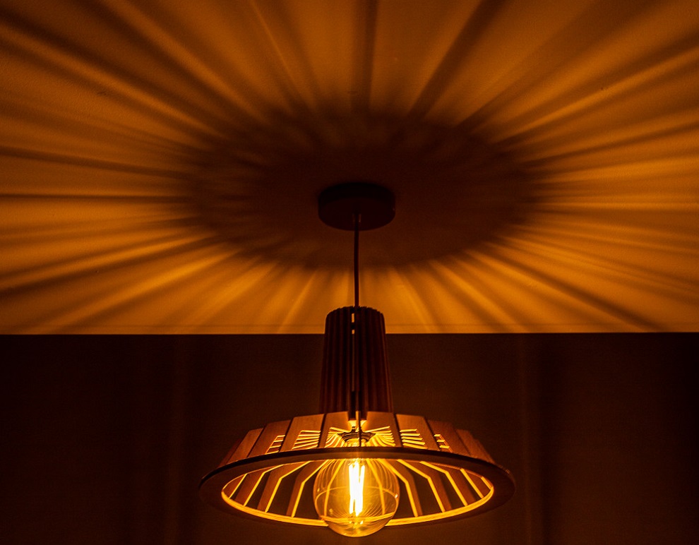 Hogyan válasszunk energiatakarékos mennyezeti lámpákat? – Tippek és előnyök